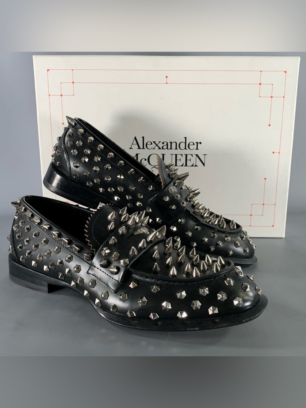 Alexander McQueen Black Leather Spike-Embellished Loafers EU41 (US8) - Picture 2 of 15